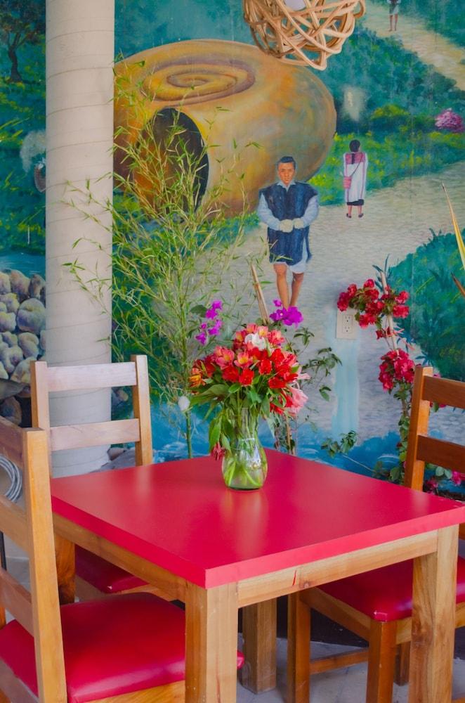 Axkan Click Hotel San Cristobal de las Casas Exterior photo